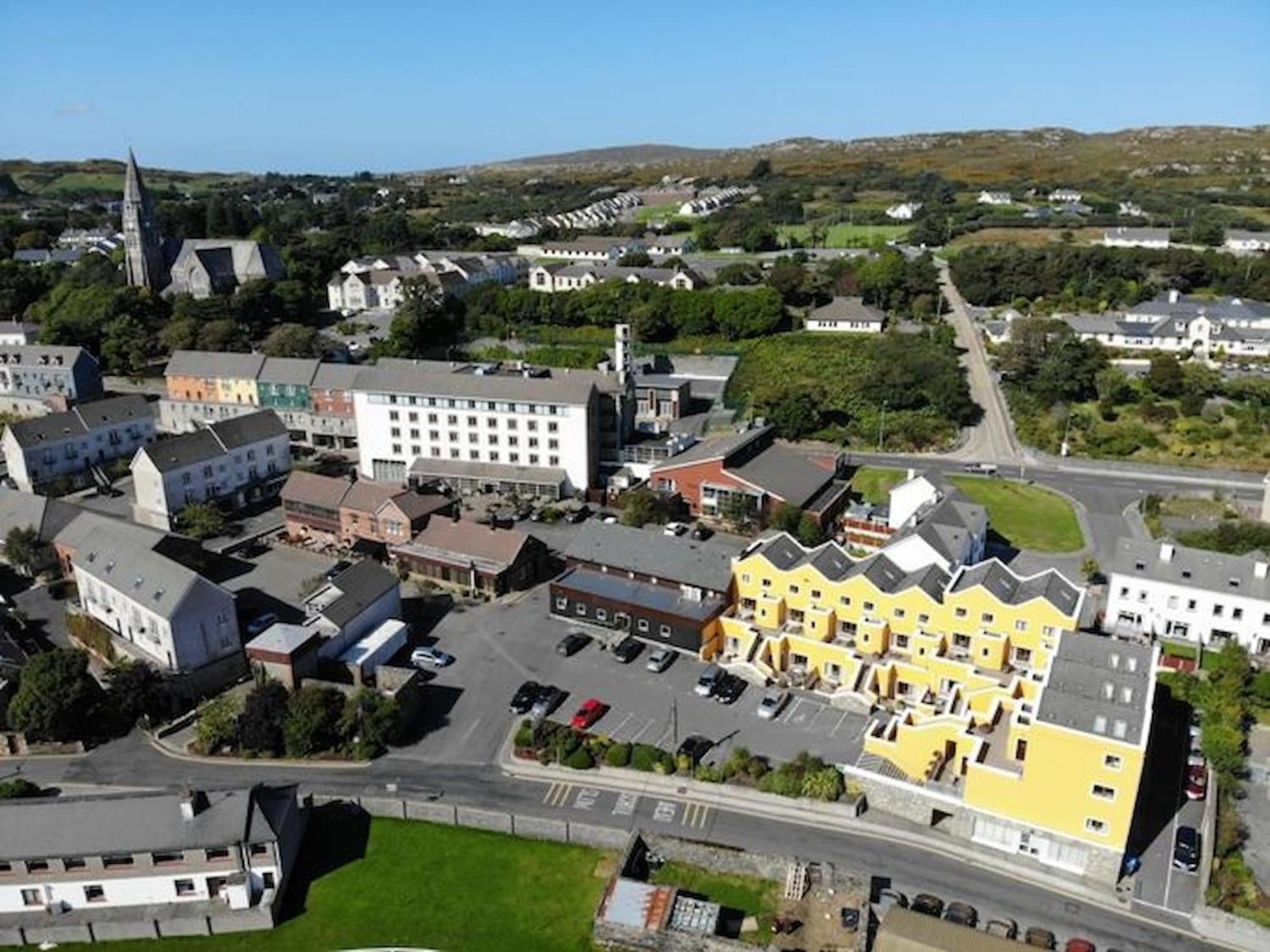 Eve'S Townhouse Apartment Clifden Exterior foto